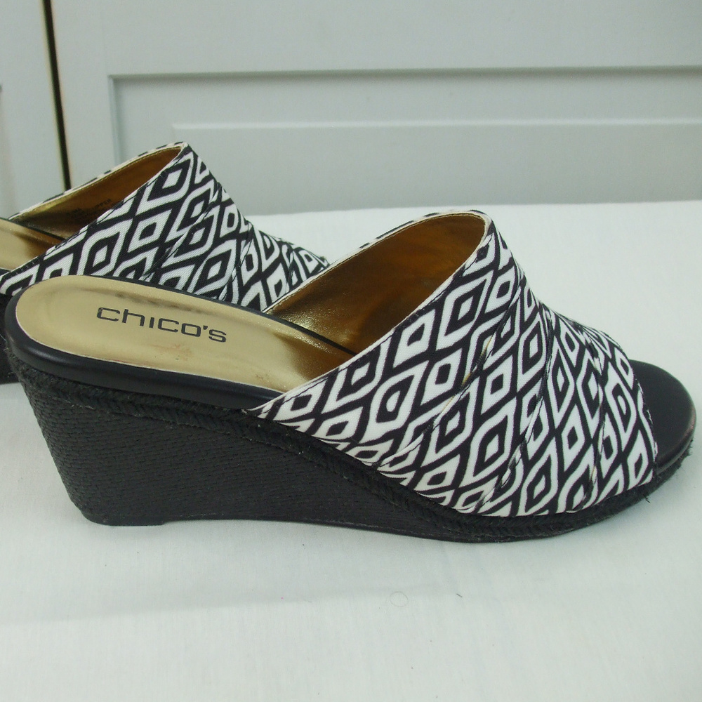 Chico's Black White Fabric Shoes Sandal Wedge 8.5M